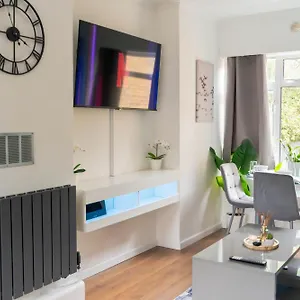 Modern 1 Bed In Greenwich - Wifi - Netflix And Stations Nearby Apartment London